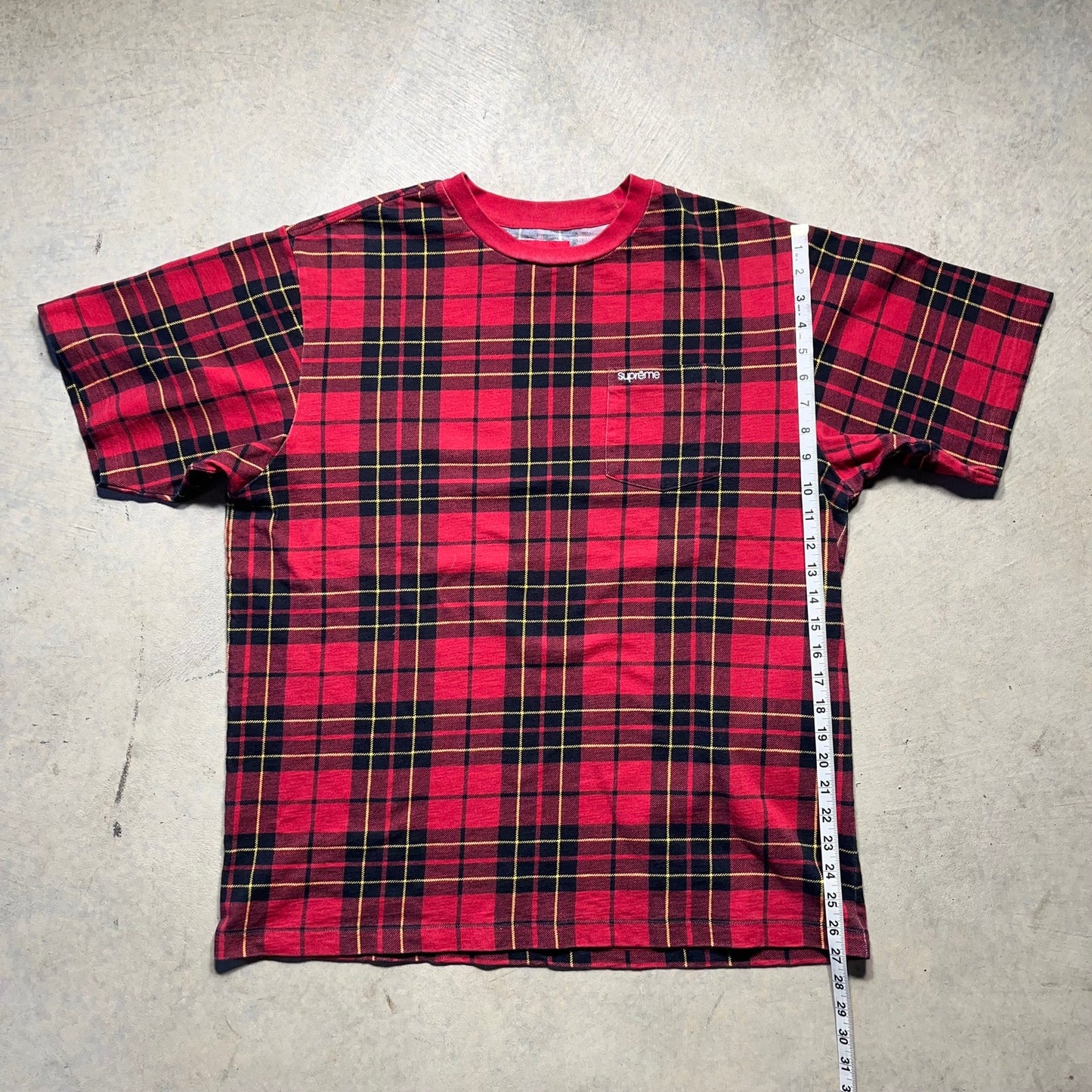 Supreme Short-Sleeve Pocket Tee Size Large