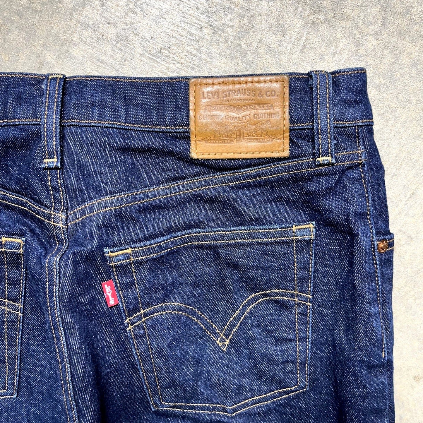 Levis Premium Denim Jeans 31 X 34
