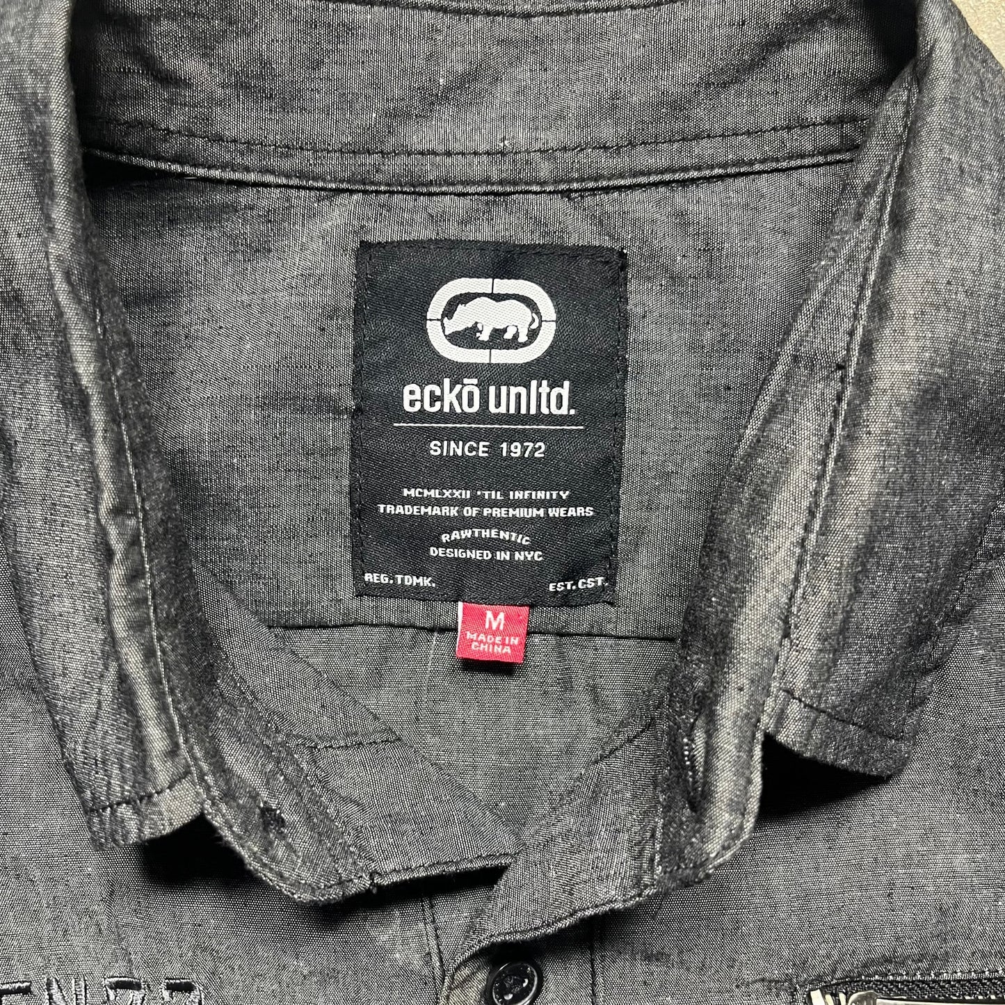 Ecko Unltd Men;s button-down Shirt Medium