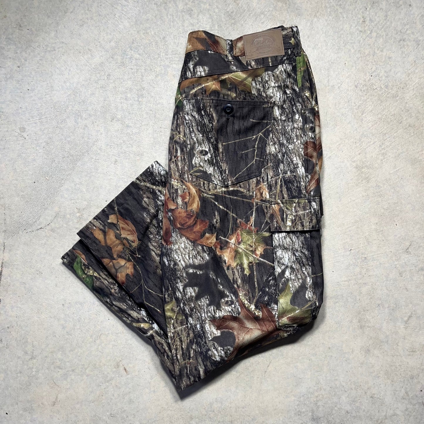 Cabela's Real Tree Cargo Pants 40 Regular