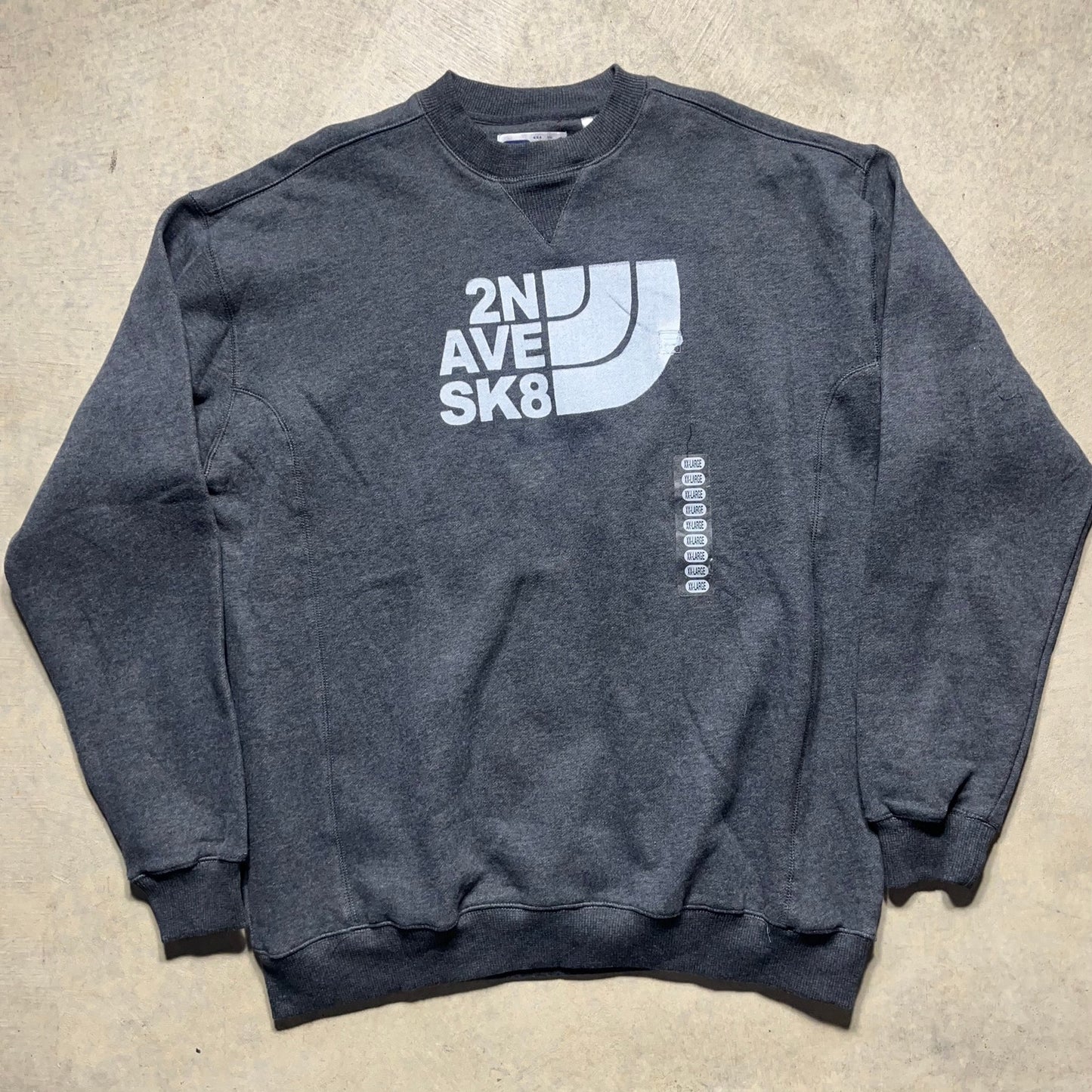 2ND AVE SK8 Vert Face Crew Neck 2XL