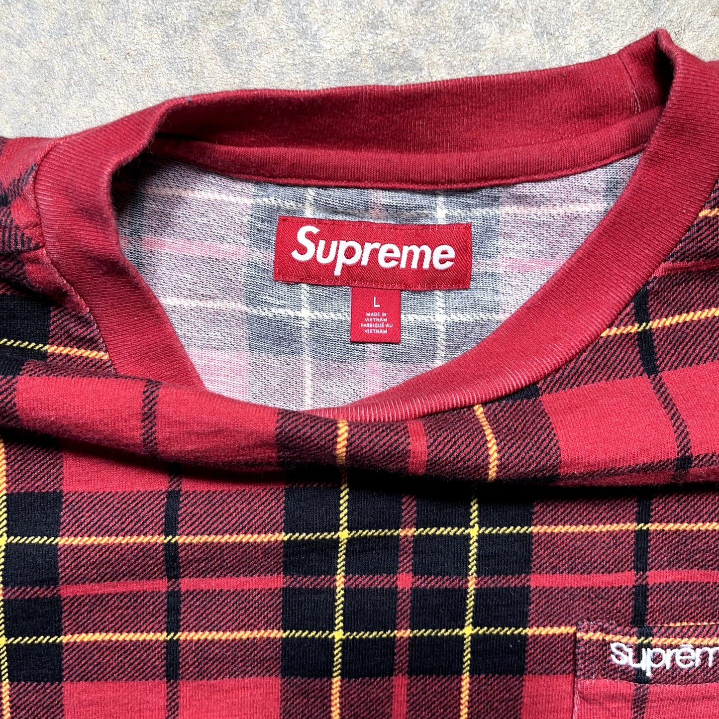 Supreme Short-Sleeve Pocket Tee Size Large