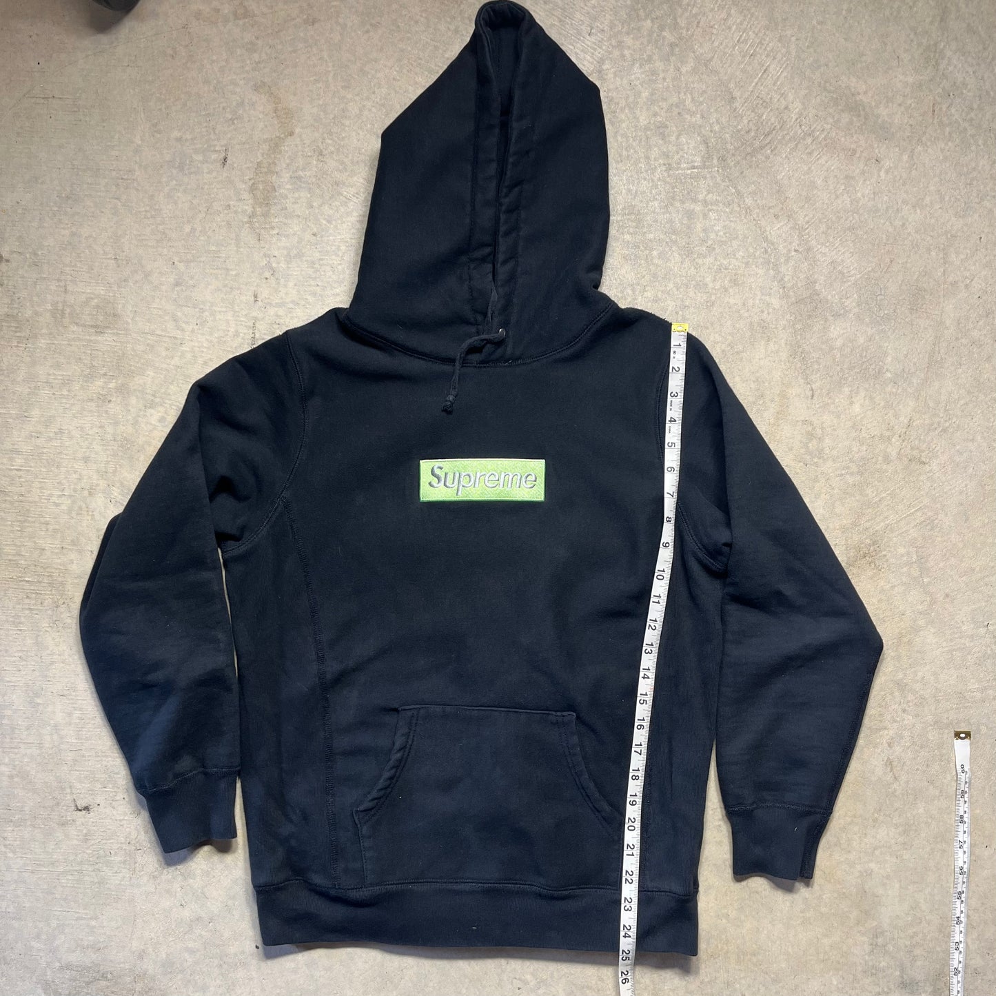Supreme Box Logo hooded Sweatshirt Medium