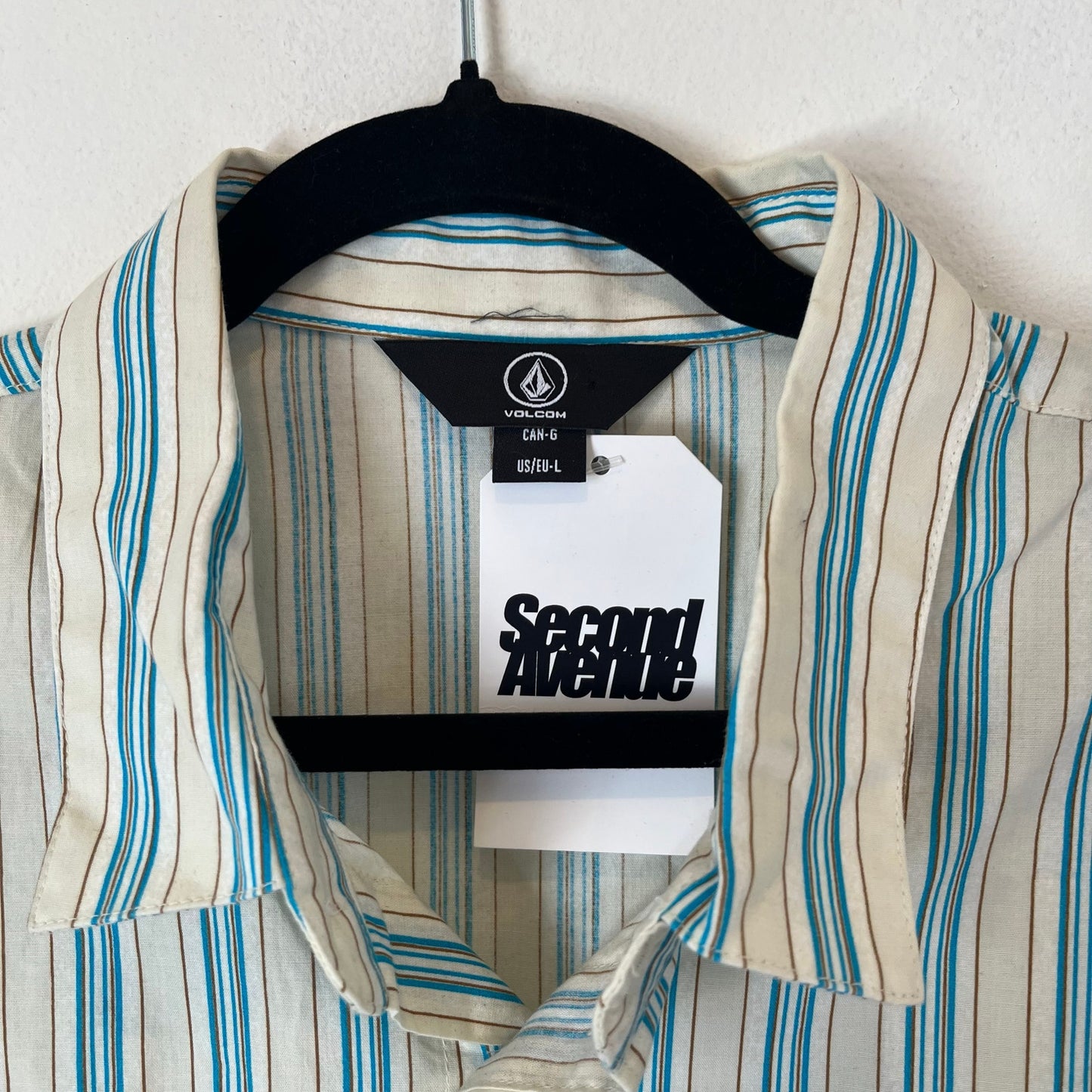 Volcom Short Sleeve Size Large